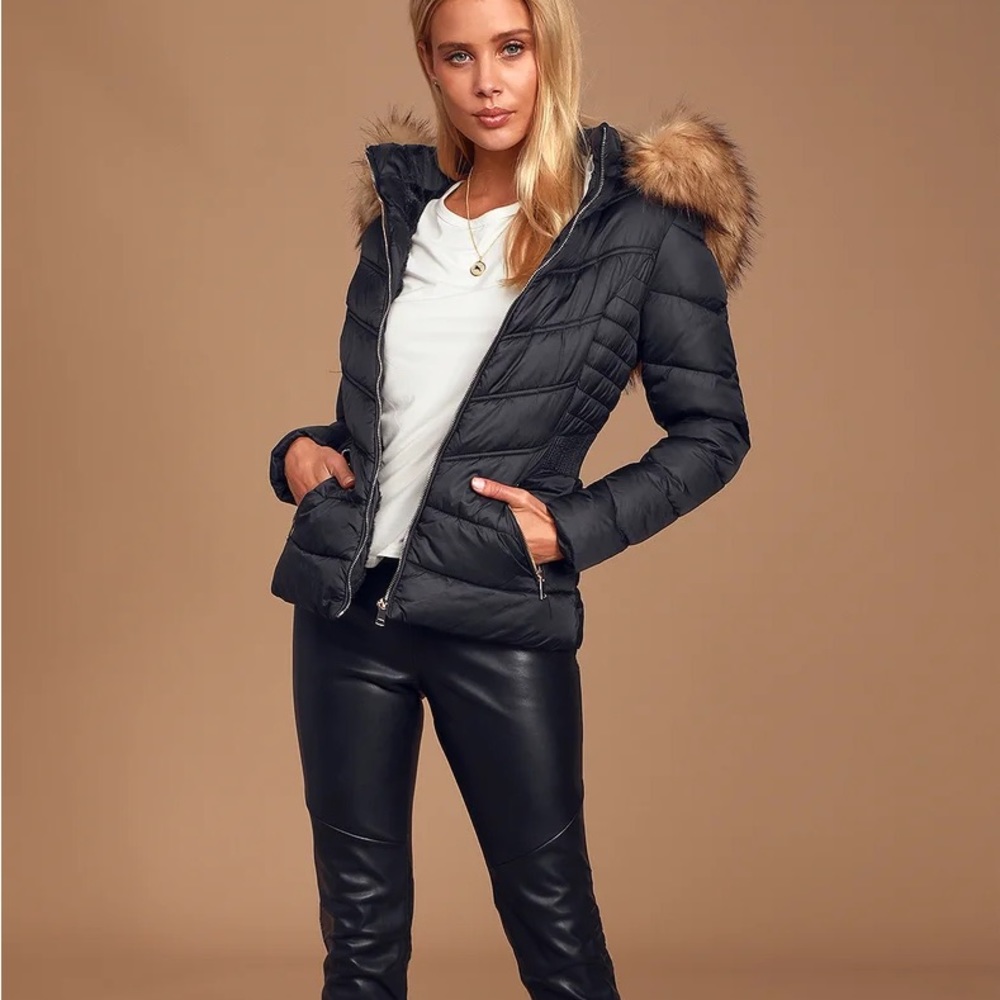 Secret Trails Black Fitted Puffer Jacket NWOT